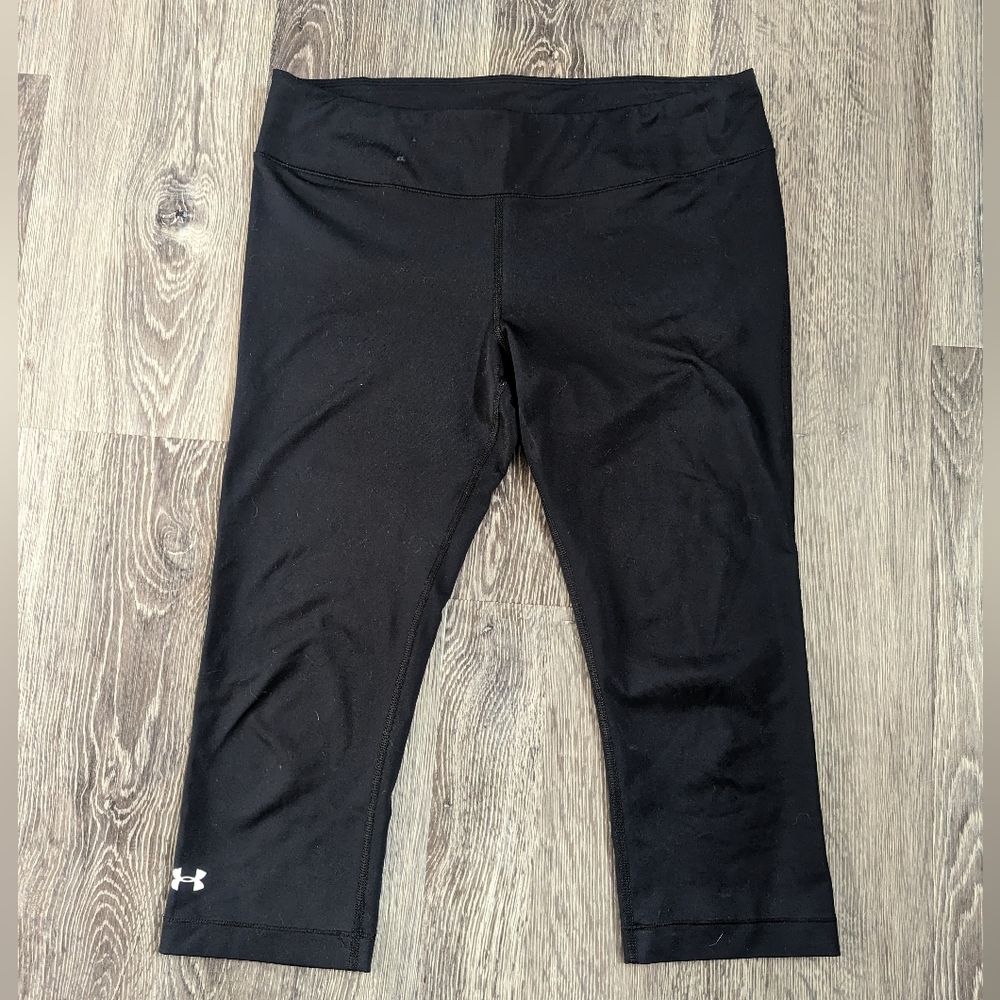 Women's Under Armour Athletic Capris - Medium